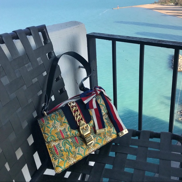 🚫⛔️SOLD⛔️🚫Gucci Sylvie Metallic Jacquard Web bag - Picture 2 of 8